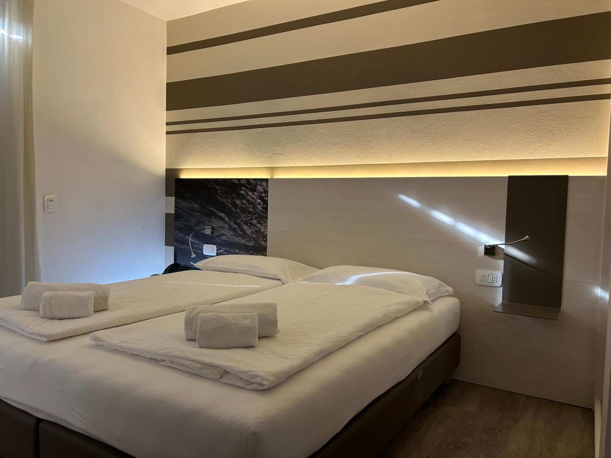 Hotel San Carlo Malcesine Luaran gambar